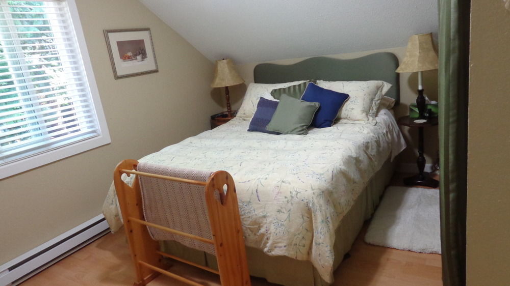 Tea Cozy Bed & Breakfast Qualicum Beach Kültér fotó