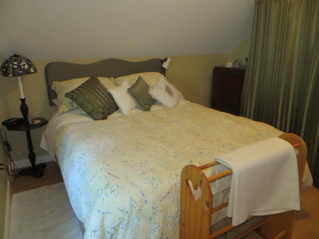 Tea Cozy Bed & Breakfast Qualicum Beach Kültér fotó